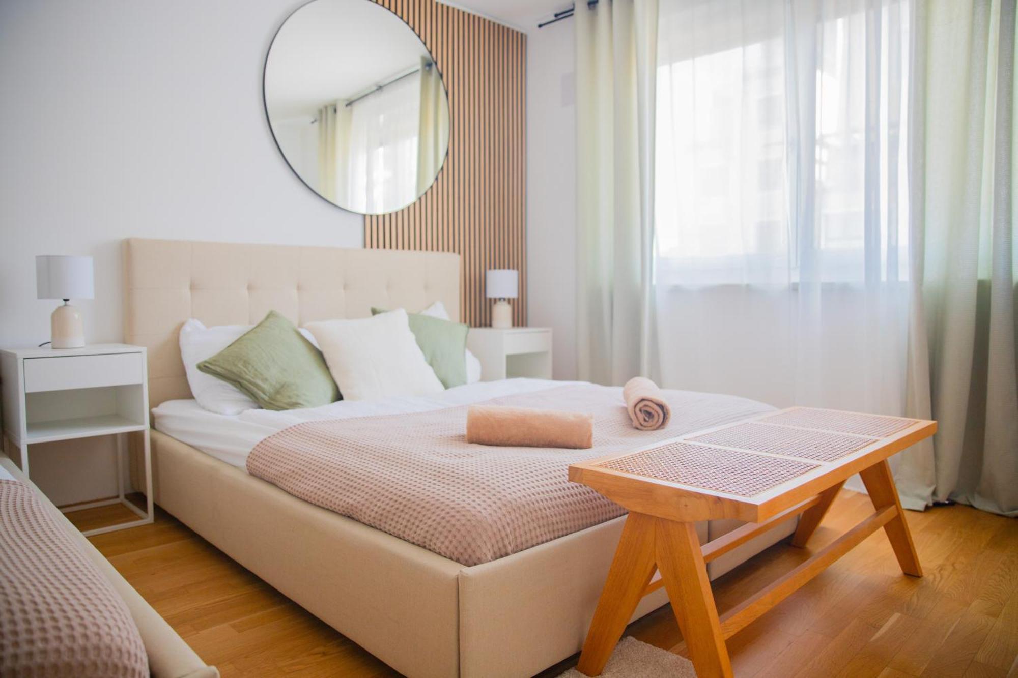 Stylish - 3 Min To U1 Kagraner Platz Appartement Wenen