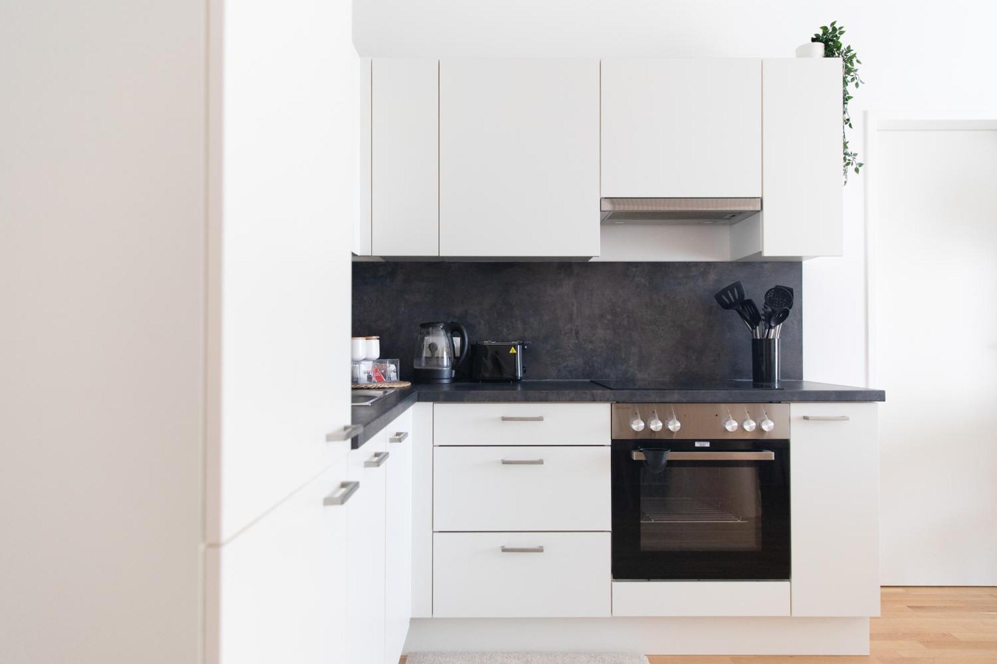 Stylish - 3 Min To U1 Kagraner Platz Appartement